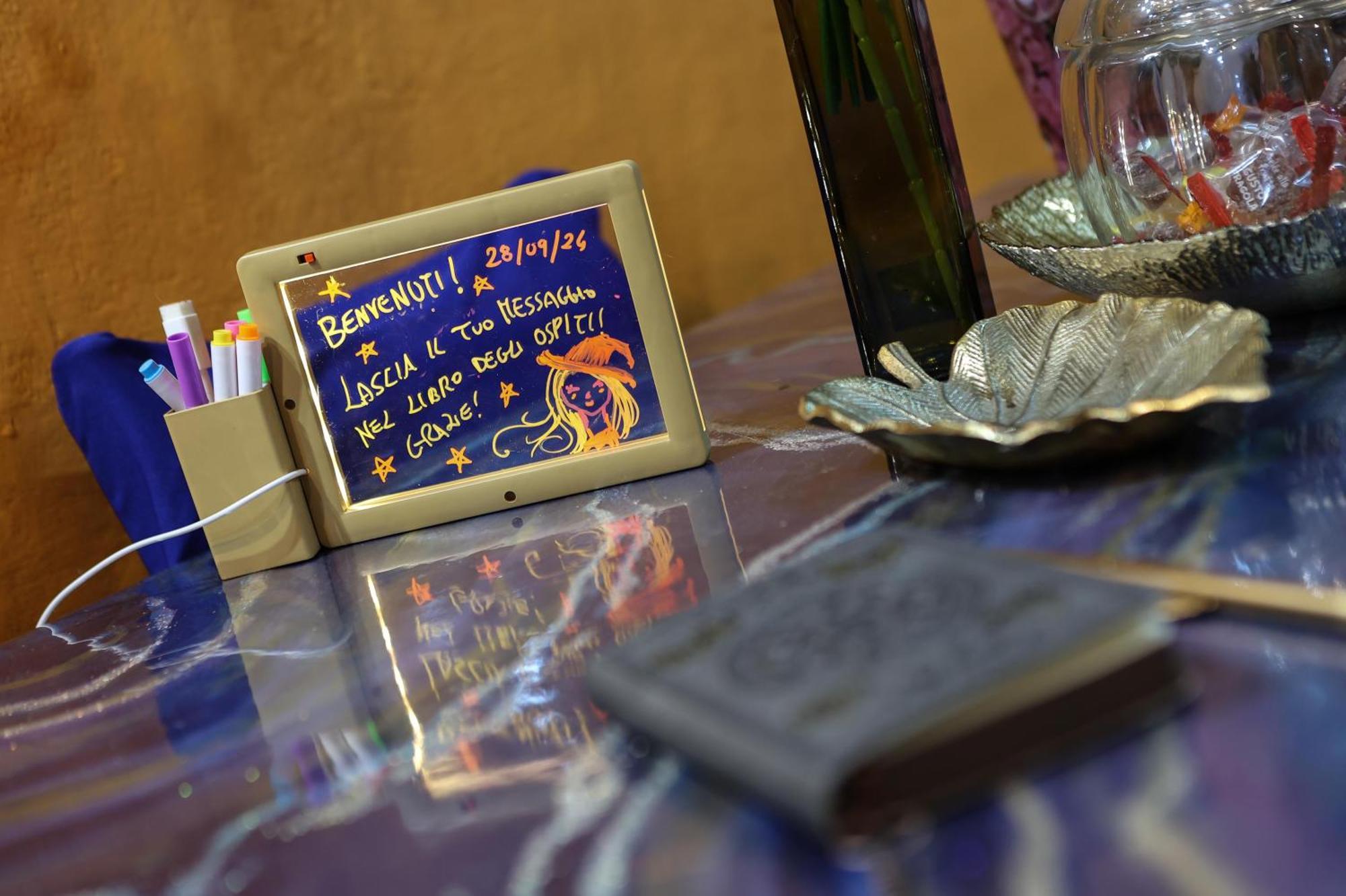 La Casa Di Strega Euphoria - Casa Vacanza Tra Arte E Magia Viterbo Exteriér fotografie