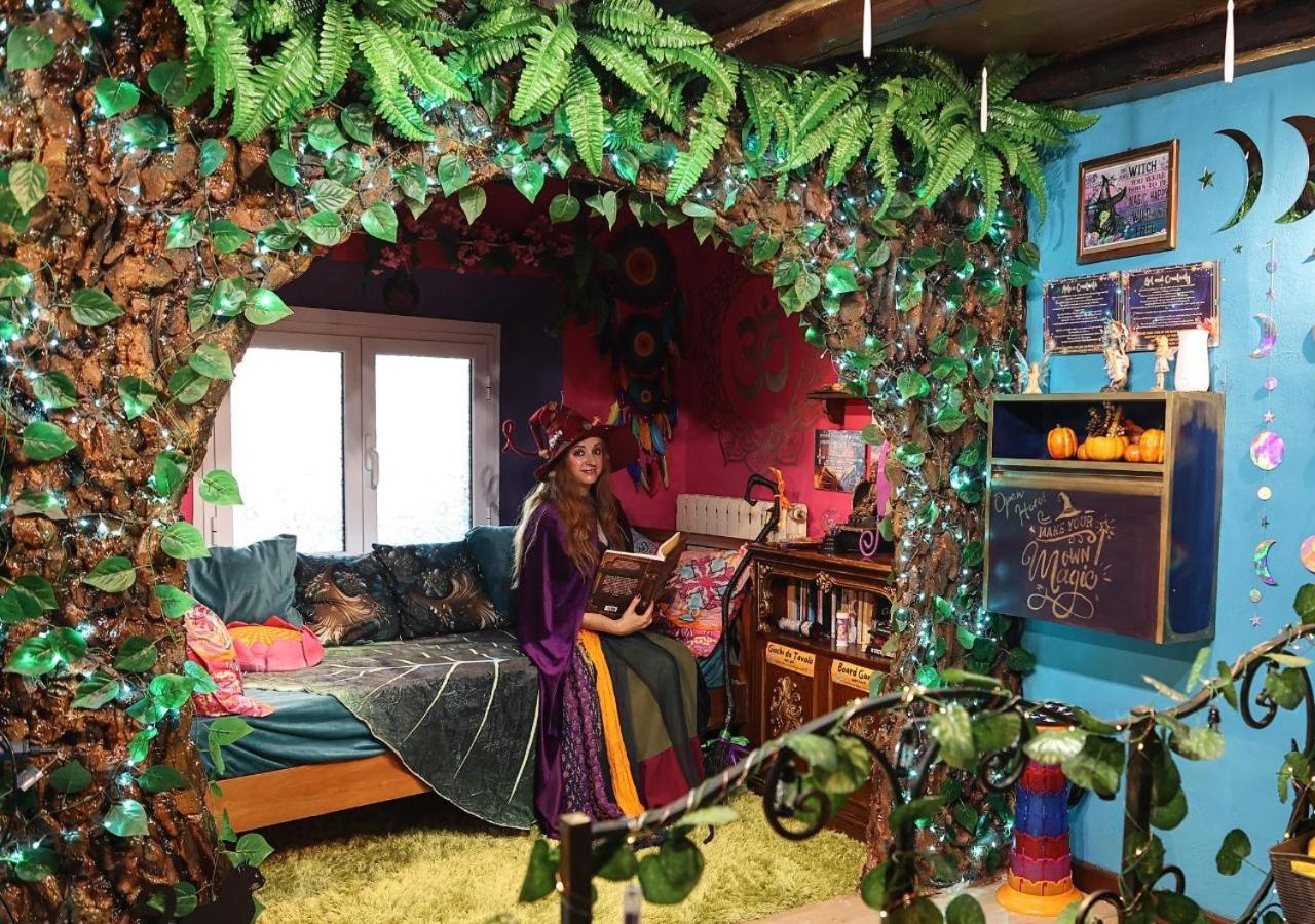 La Casa Di Strega Euphoria - Casa Vacanza Tra Arte E Magia Viterbo Exteriér fotografie